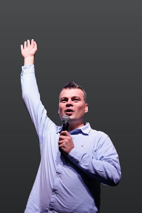 Grzegorz Miecznikowski